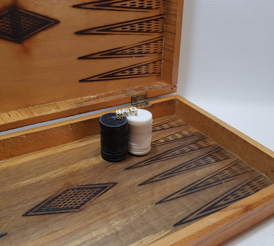 BÜYÜK BOY ANTİKA TAVLA