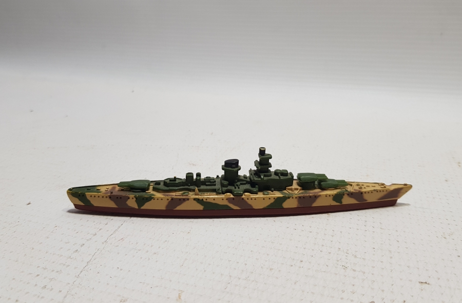 YERLİ YAPIM ANTİKA METAL SAVAŞ GEMİSİ FİGÜRLÜ OYUNCAK