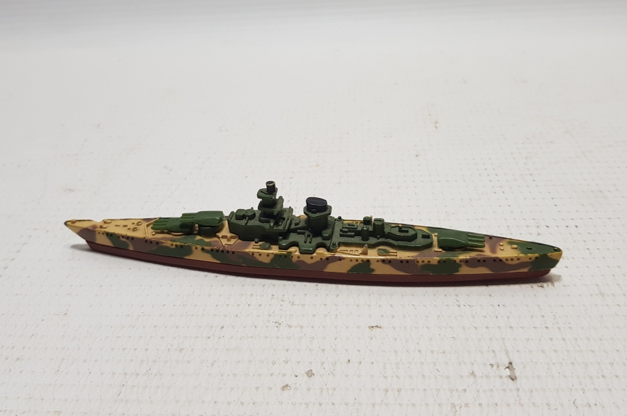 YERLİ YAPIM ANTİKA METAL SAVAŞ GEMİSİ FİGÜRLÜ OYUNCAK