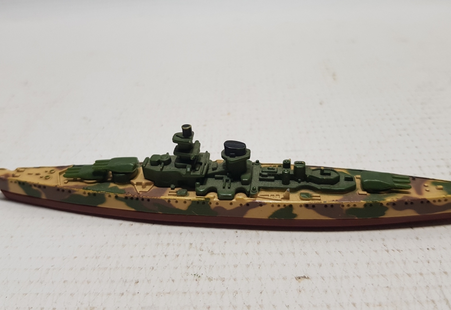 YERLİ YAPIM ANTİKA METAL SAVAŞ GEMİSİ FİGÜRLÜ OYUNCAK