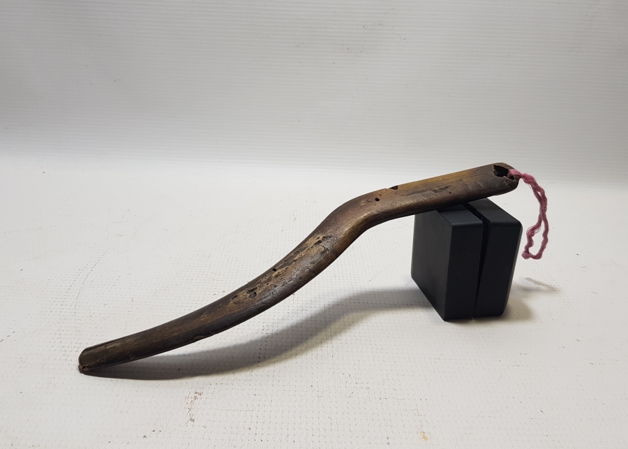 OSMANLI DÖNEMİ ÇOK NADİR BOYNUZ GÜREŞÇİ STRİGİLİSİ - YAĞ TEMİZLEME APARATI