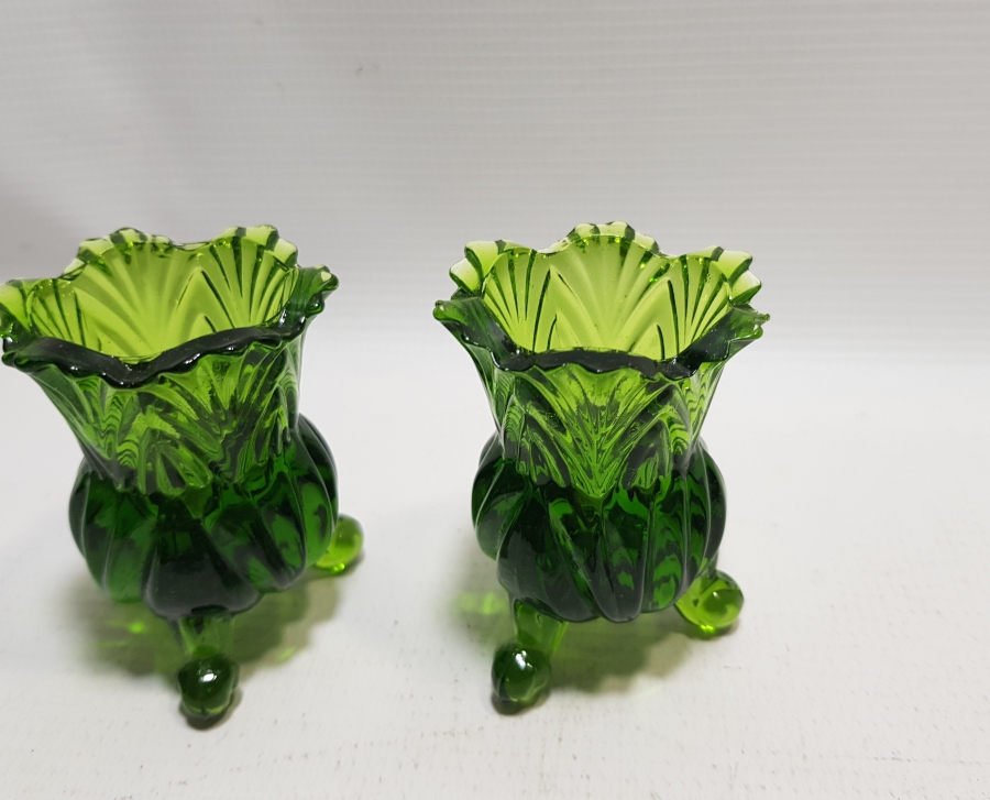 KABARTMA İŞÇİLİKLİ RENKLİ KRİSTAL CAM ANTİKA DONDURMALIK