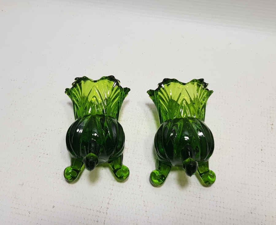 KABARTMA İŞÇİLİKLİ RENKLİ KRİSTAL CAM ANTİKA DONDURMALIK