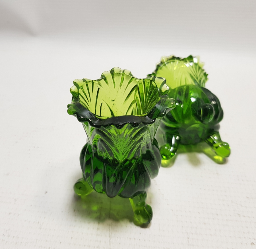 KABARTMA İŞÇİLİKLİ RENKLİ KRİSTAL CAM ANTİKA DONDURMALIK