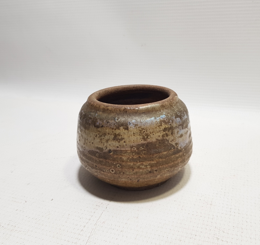 1800 BAŞLARI TURKUAZ RENGİ MİNELİ NADİR İZNİK HOKKA