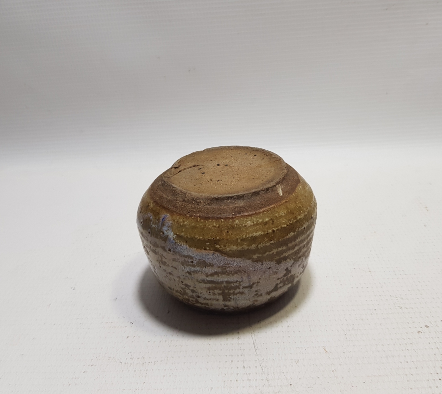 1800 BAŞLARI TURKUAZ RENGİ MİNELİ NADİR İZNİK HOKKA