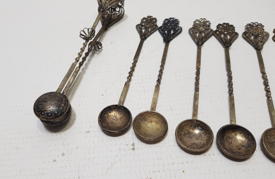 MEHMED REŞAD HAN DÖNEMİ GÜMÜŞ PARALARDAN YAPILMIŞ OSMANLI DÖNEMİ ÇAY TAKIMI