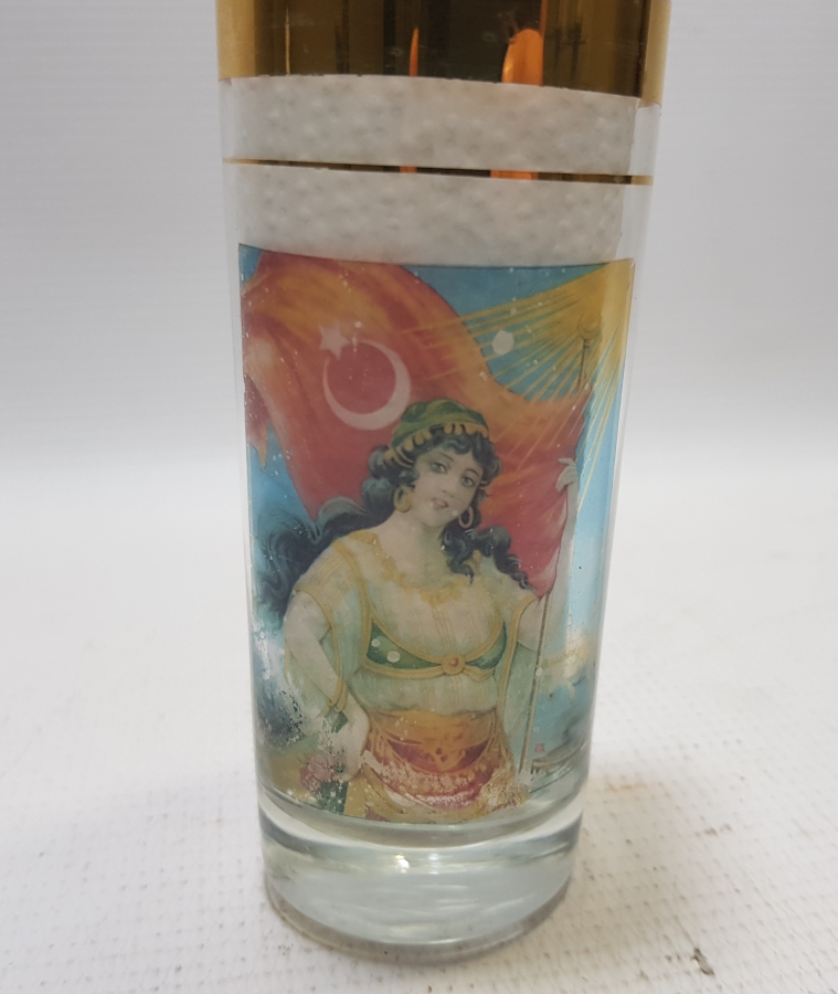 CUMHURİYET BAŞLARI ÇOK NADİR ALTIN VARAKLI VE AY YILDIZLI NADİR RAKI BARDAĞI