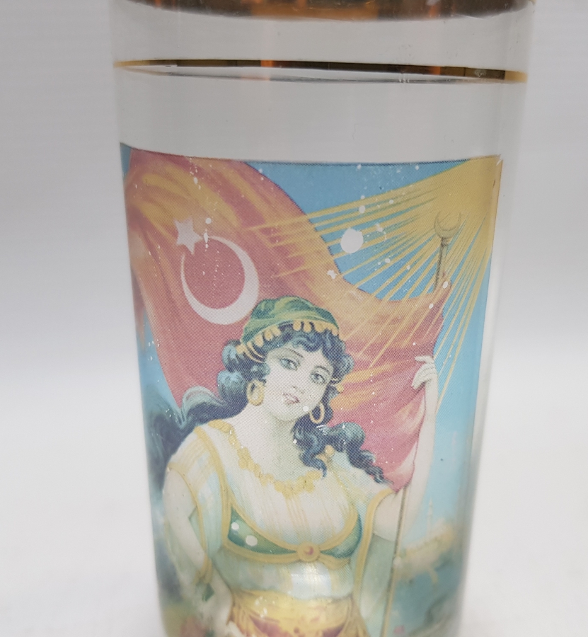 CUMHURİYET BAŞLARI ÇOK NADİR ALTIN VARAKLI VE AY YILDIZLI NADİR RAKI BARDAĞI