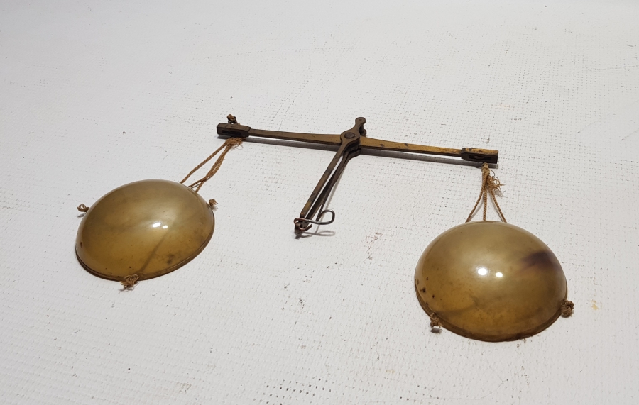 BOYNUZ KEFELİ OSMANLI DÖNEMİ NADİR BAHARAT TERAZİSİ