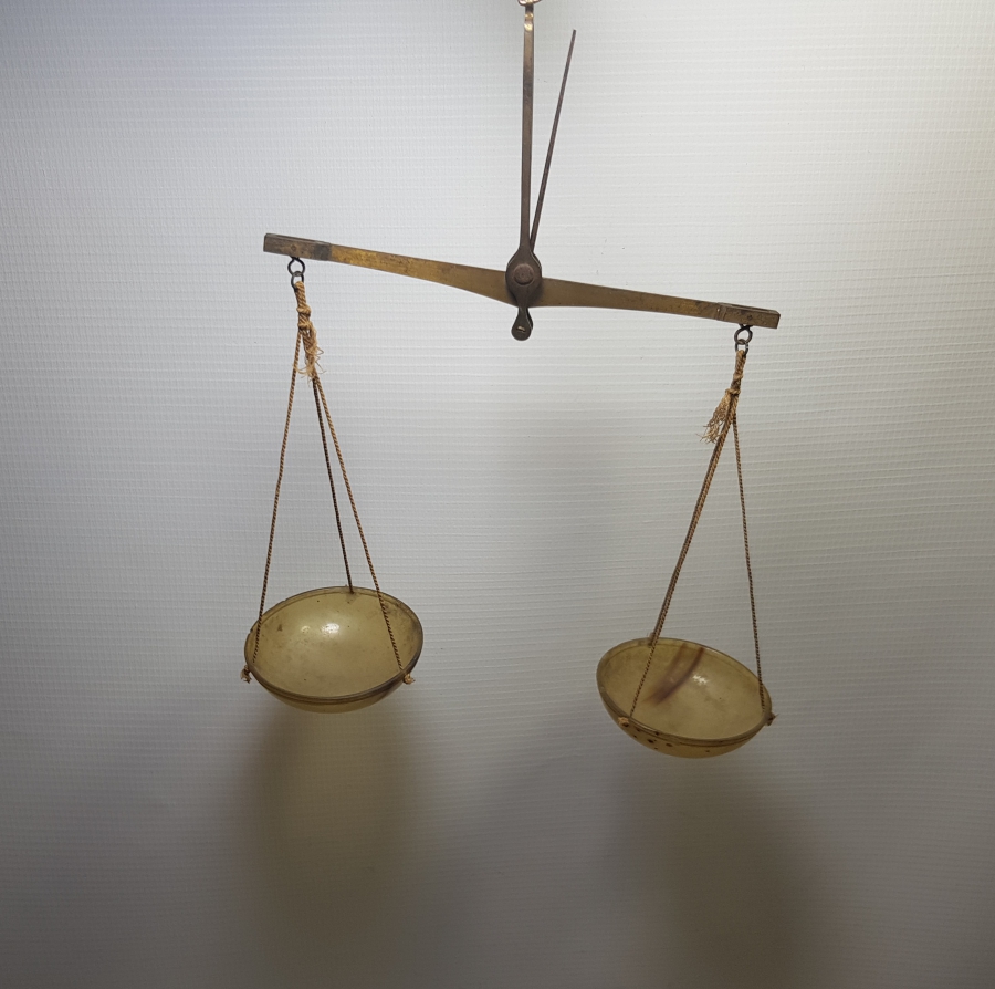 BOYNUZ KEFELİ OSMANLI DÖNEMİ NADİR BAHARAT TERAZİSİ