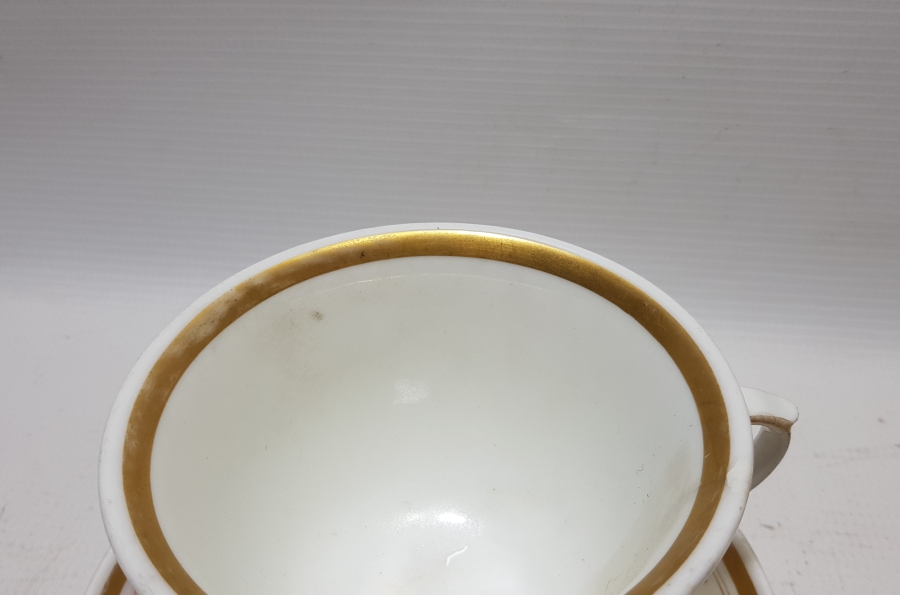 ÜZERİ AY YILDIZLI VE ALTIN VARAKLI NADİR İLK DÖNEM YILDIZ PORSELEN ÜRETİMİ BÜYÜK BOY EL BOYAMA PORSELEN FİNCAN