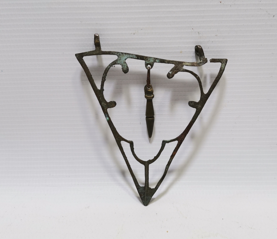 NADİR FORMDA SELÇUKLU MODEL OSMANLI DÖNEMİ ÜÇGEN ŞAKÜL