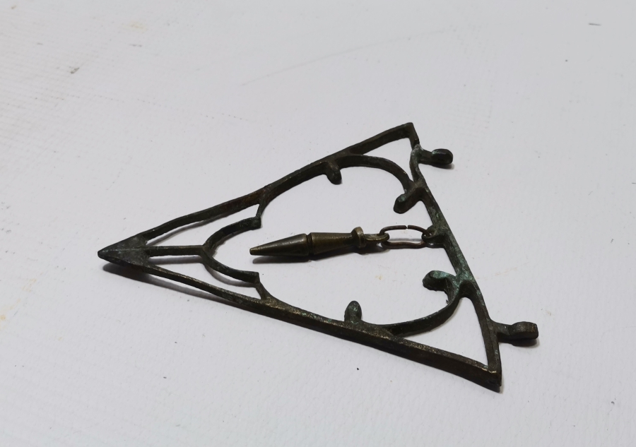 NADİR FORMDA SELÇUKLU MODEL OSMANLI DÖNEMİ ÜÇGEN ŞAKÜL