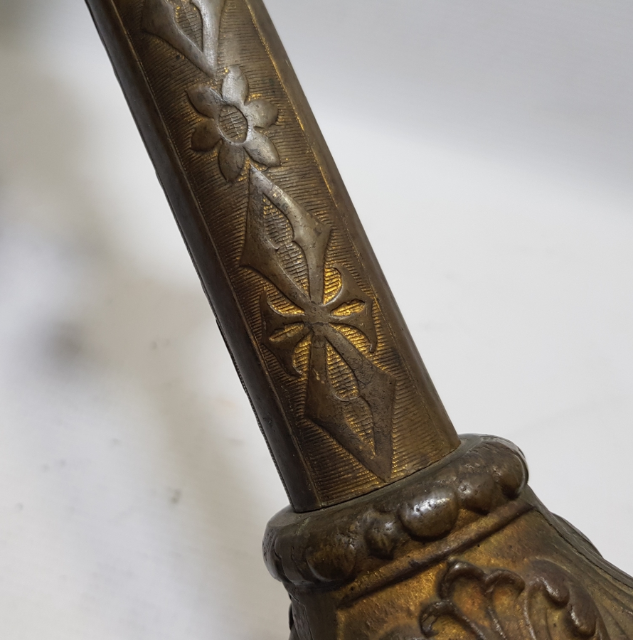 ÜZERİ TOMBAK VE MİNE İŞÇİLİKLİ BÜYÜK BOY OSMANLI DÖNEMİ NADİR KAYSERİ YAPIMI ŞAMDAN