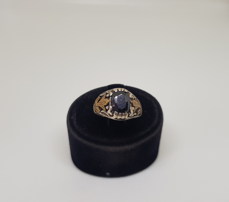 FASETA KESİM AKİK TAŞLI GÜMÜŞ YÜZÜK