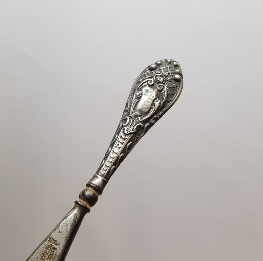 TUTMACI GÜMÜŞ AVRUPA AYAKKABI ÇEKECEĞİ