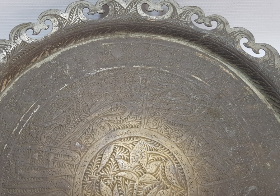 KABARTMA YAZILI NADİR FORMLU VE AYETLİ ESERİ İSTANBUL KAHVE TEPSİSİ