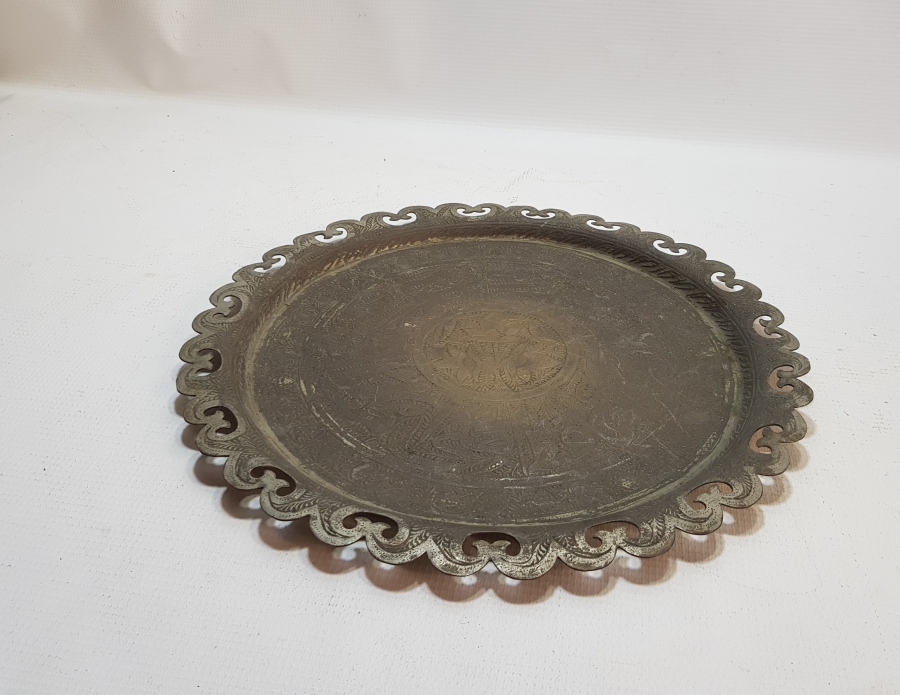 KABARTMA YAZILI NADİR FORMLU VE AYETLİ ESERİ İSTANBUL KAHVE TEPSİSİ