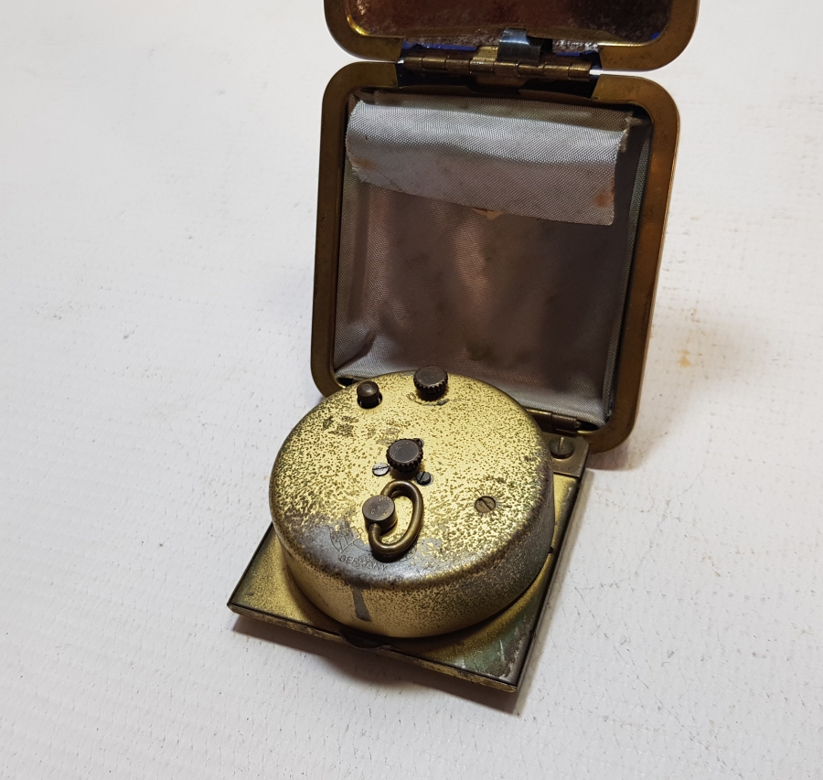 ANTİKA KAPAKLI SEYAHAT SAATİ