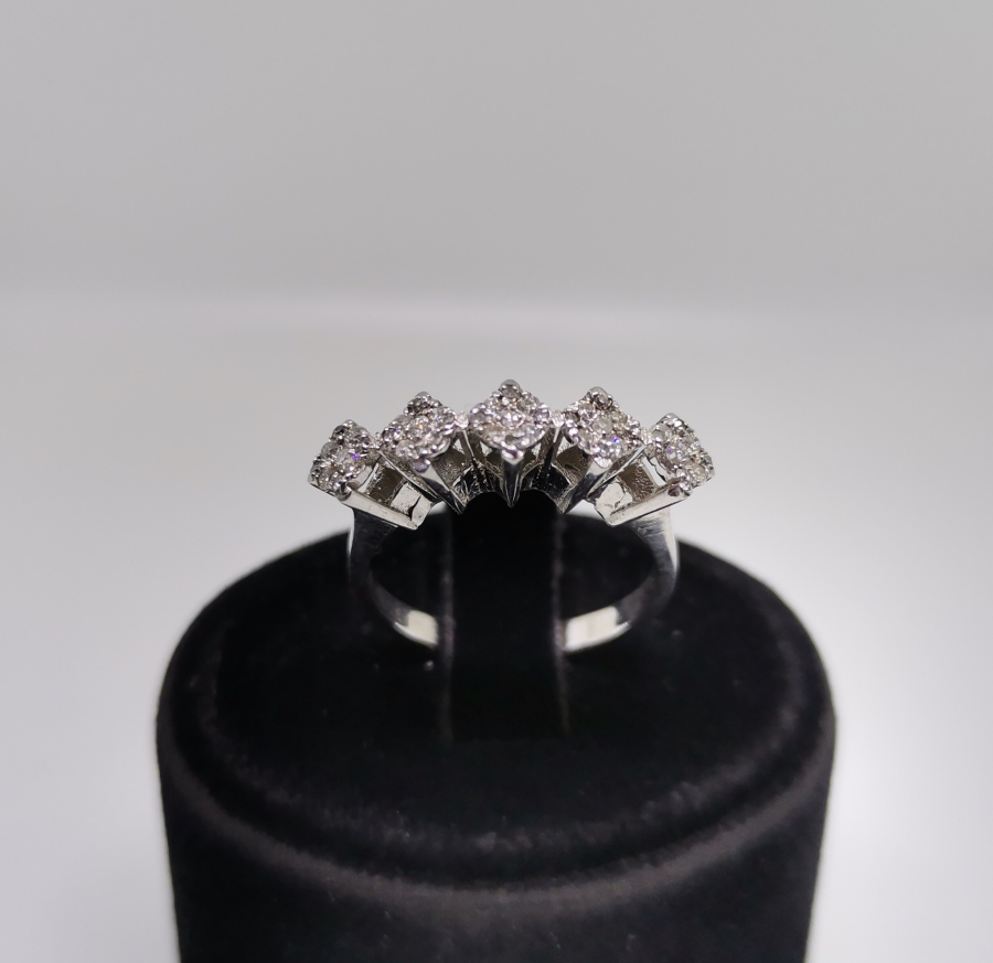 YOĞUN PIRLANTALI BEŞTAŞ MODEL YÜZÜK