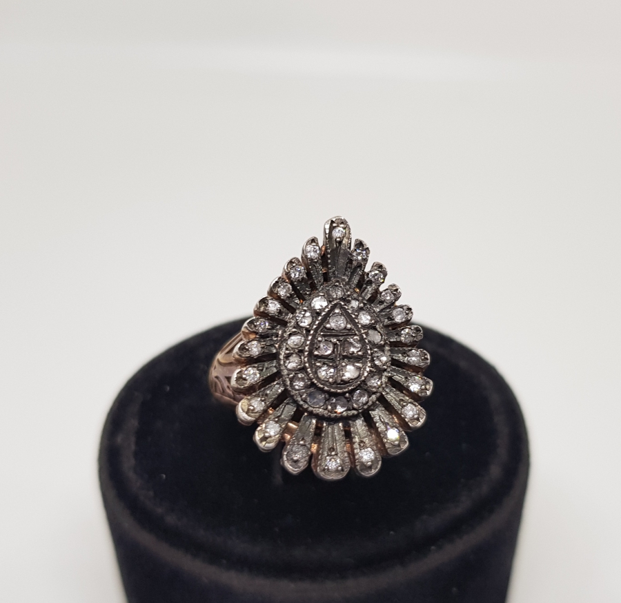 SIRALI DAMLA MODEL ELMAS TAŞLI YÜZÜK