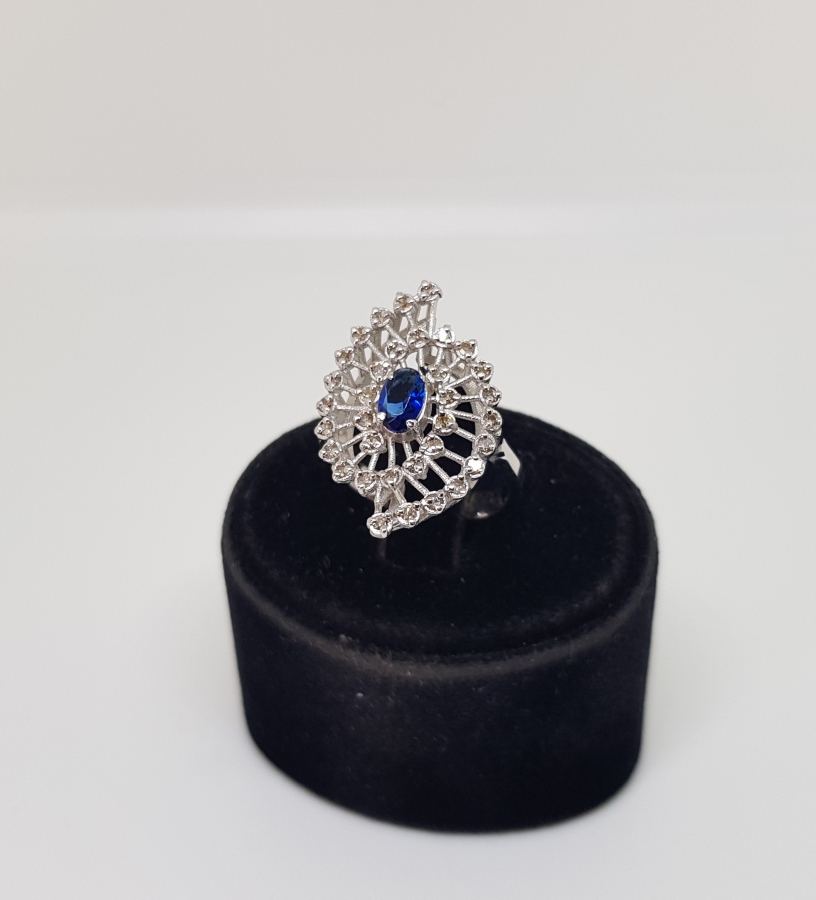 SAFİR VE PIRLANTA TAŞLI GENİŞ SONSUZLUK MODELİ YÜZÜK