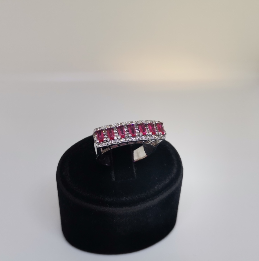 YAKUT VE PIRLANTA TAŞLI SIRALI MODEL YÜZÜK