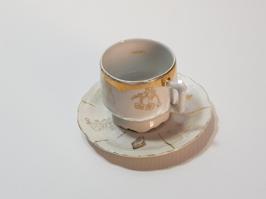 OSMANLI DÖNEMİ MEŞRUTİYET BAYRAKLI KUZNETSOV KAHVE FİNCANI