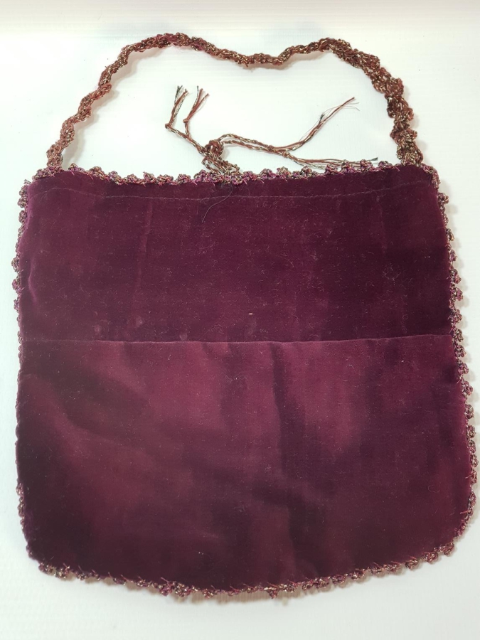 OSMANLI DÖNEMİ  ALTIN SIRMA İŞLEMELİ BİNDALLI MUSHAF ÇANTASI