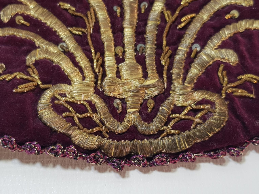 OSMANLI DÖNEMİ  ALTIN SIRMA İŞLEMELİ BİNDALLI MUSHAF ÇANTASI