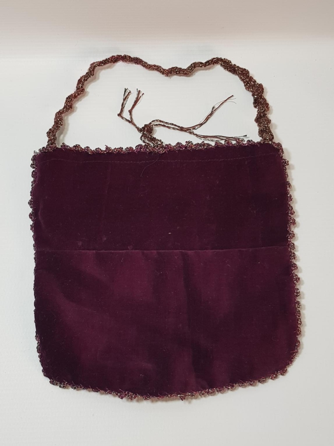 OSMANLI DÖNEMİ  ALTIN SIRMA İŞLEMELİ BİNDALLI MUSHAF ÇANTASI