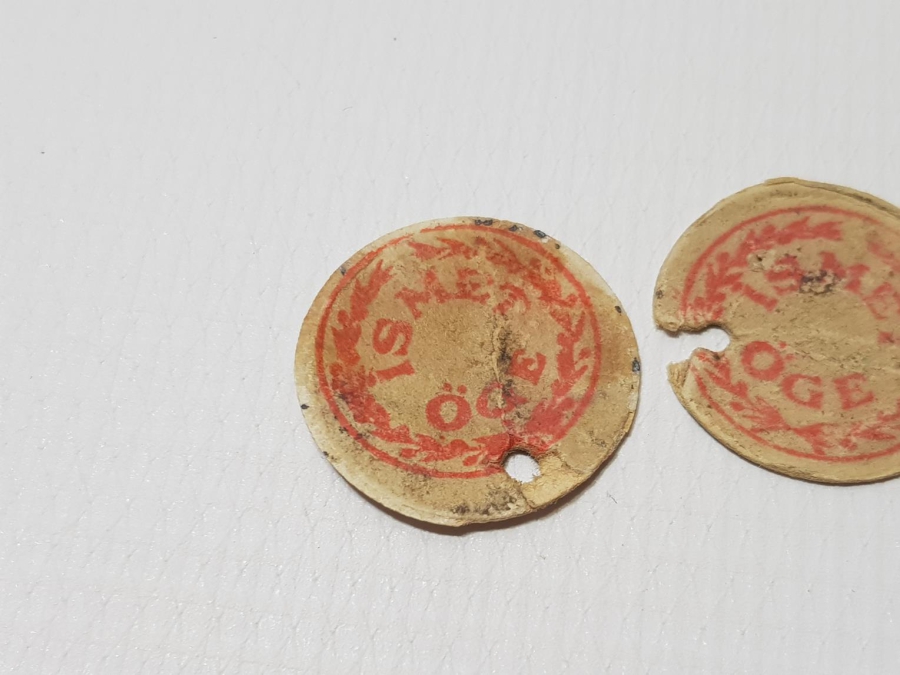 İSMET ÖGE YAZILI BİR ÇİFT ZEYTİN TOPLAMA JETONU