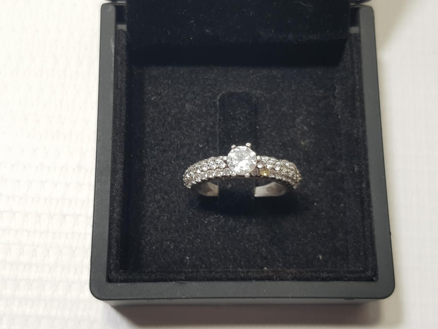 ZİRKON TAŞLI TEK TAŞ GÜMÜŞ YÜZÜK