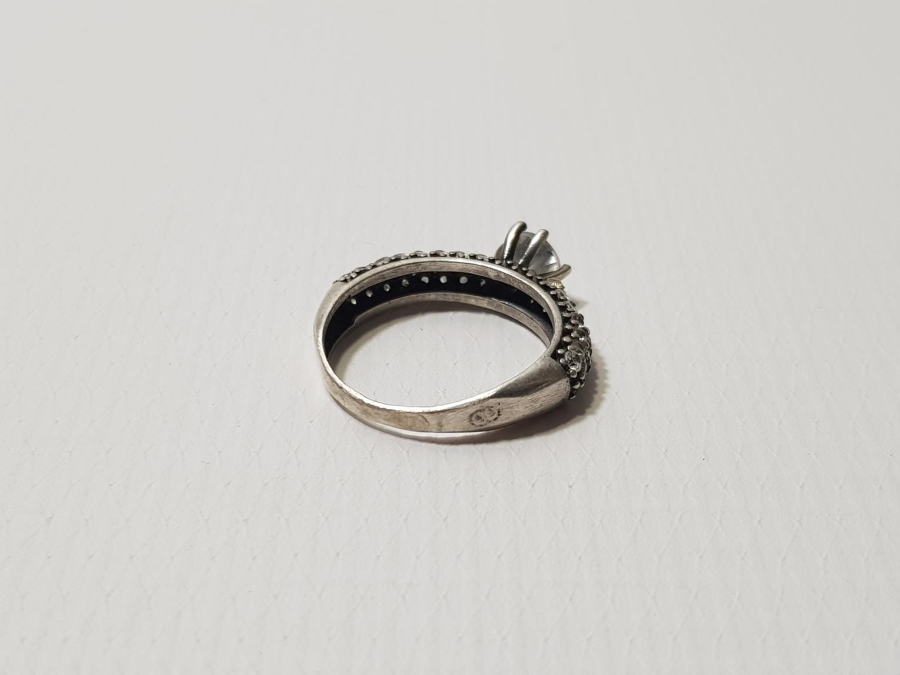 ZİRKON TAŞLI TEK TAŞ GÜMÜŞ YÜZÜK