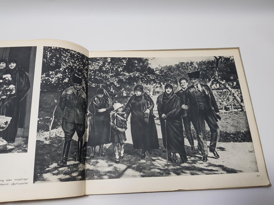 1964 FOTOĞRAFLARLA ATATÜRK ALBÜMÜ