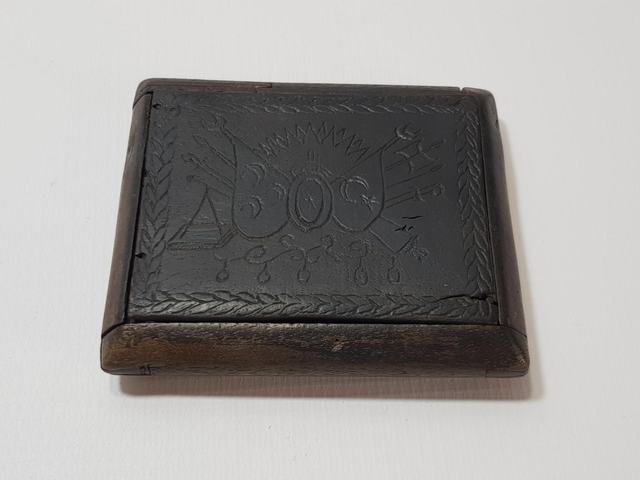 OSMANLI DEVLET ARMALI VE OSMANLICA YAZILI ESARET İŞİ AHŞAP TABAKA