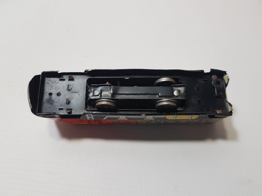 ANTİKA TENEKE OYUNCAK LOKOMOTİF