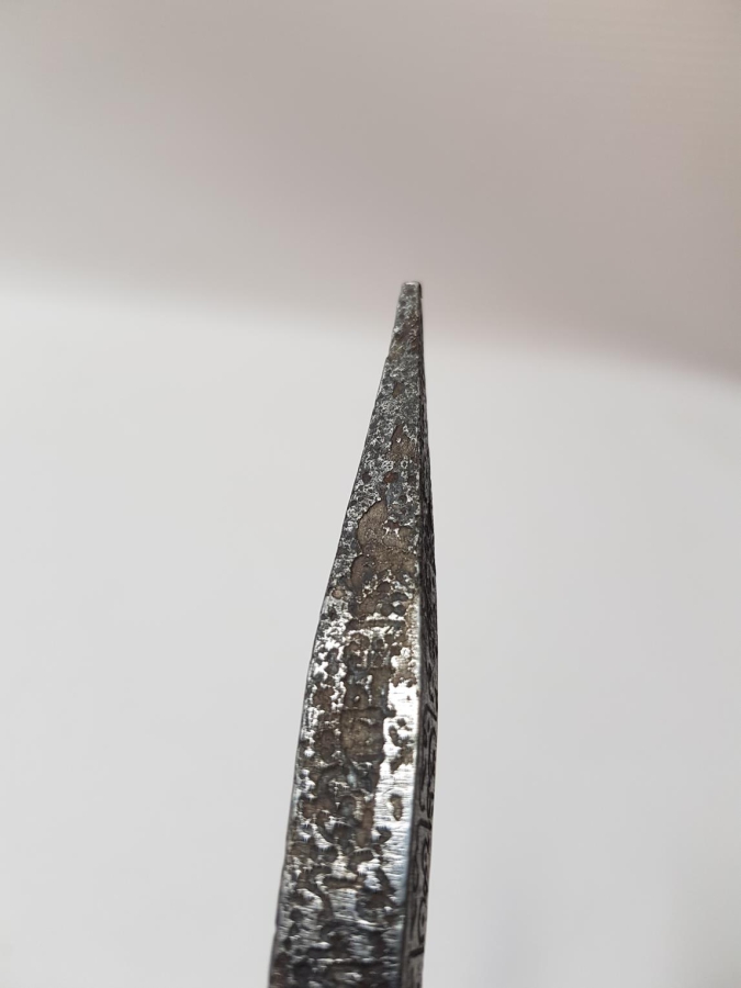 ÜZERİ KOMPLE YAZILI KABE ÇİVİSİ