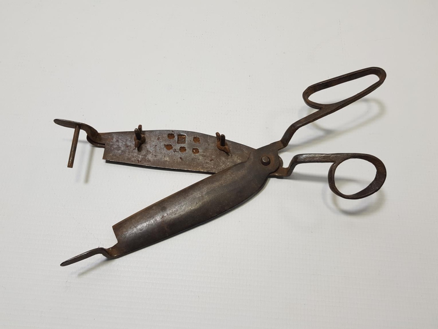 OSMANLI DÖNEMİ DAMGALI HALI MAKASI