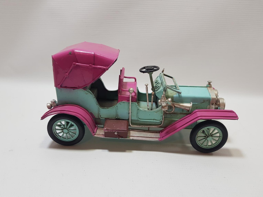 ANTİKA METAL OYUNCAK ARABA