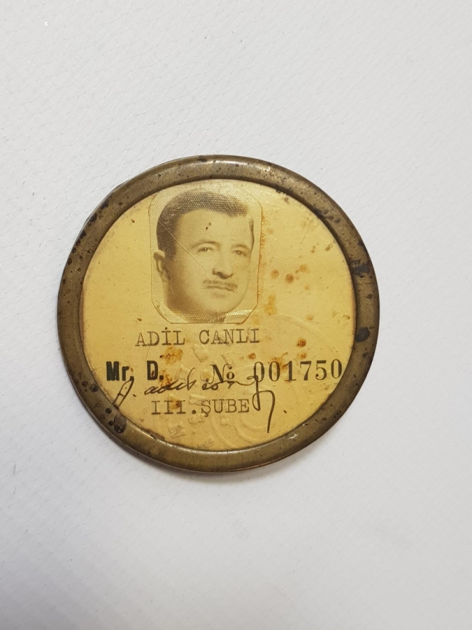 ANTİKA İSTİHBARATÇI POLİS ROZETİ