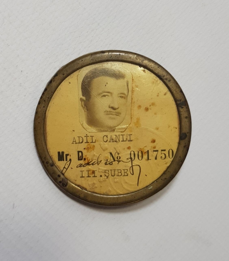 ANTİKA İSTİHBARATÇI POLİS ROZETİ