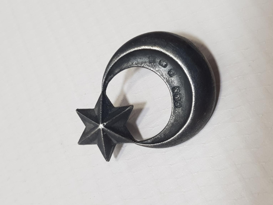 İŞGAL DÖNEMİ İSTANBUL POLİSLERİNİN TAKTIĞI GÜMÜŞ AY YILDIZ ŞAPKA KOKARTI