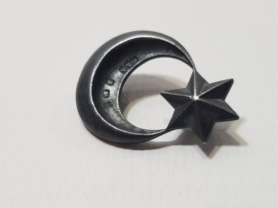 İŞGAL DÖNEMİ İSTANBUL POLİSLERİNİN TAKTIĞI GÜMÜŞ AY YILDIZ ŞAPKA KOKARTI