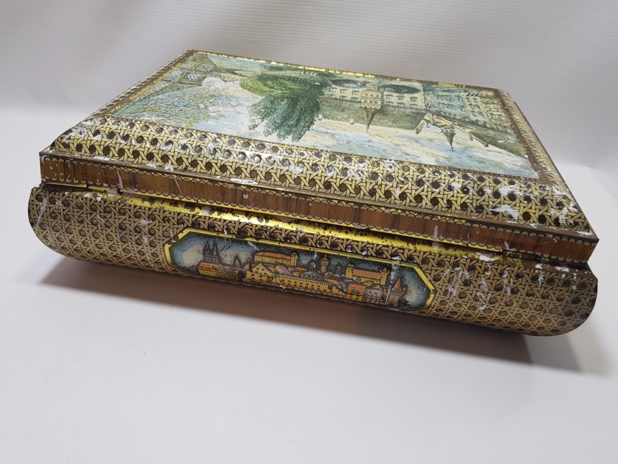 ANTİKA ALMAN BİSKÜVİ KUTUSU