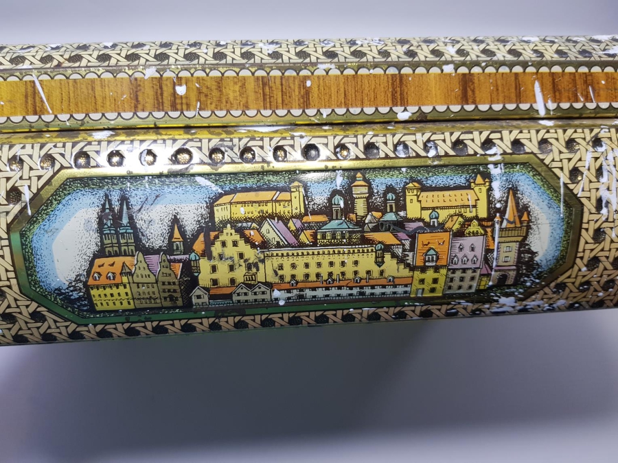 ANTİKA ALMAN BİSKÜVİ KUTUSU