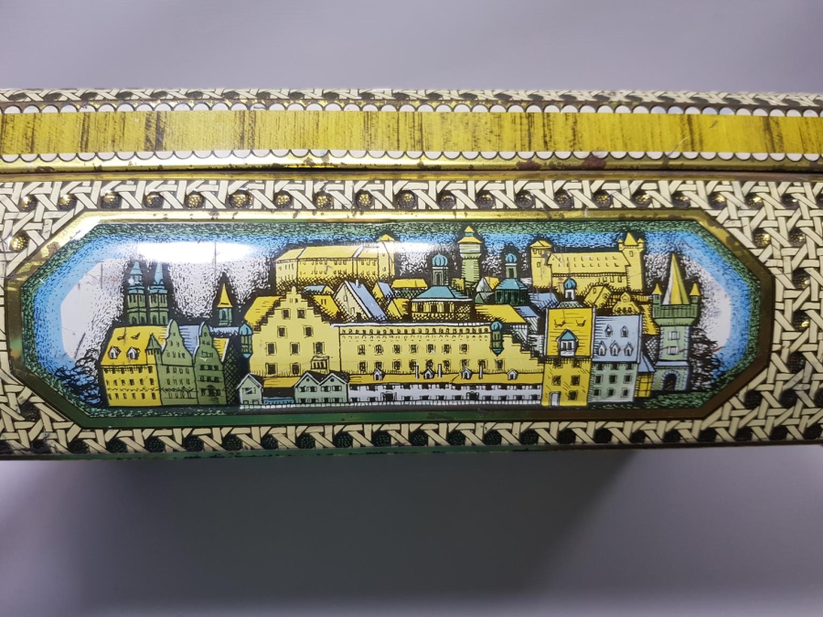 ANTİKA ALMAN BİSKÜVİ KUTUSU