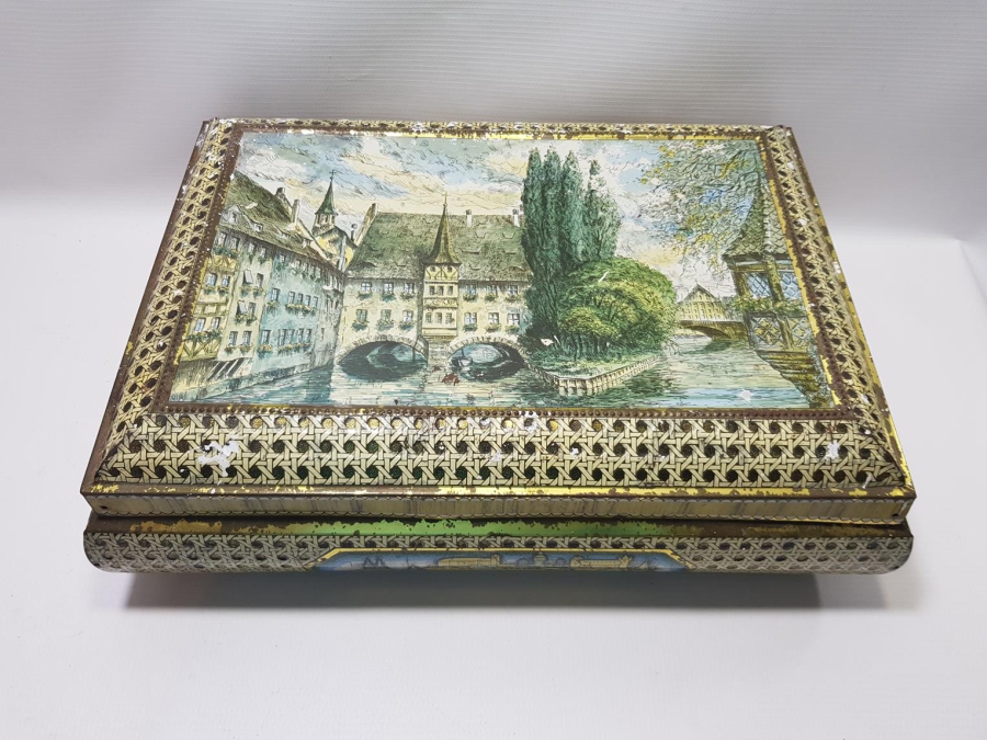 ANTİKA ALMAN BİSKÜVİ KUTUSU