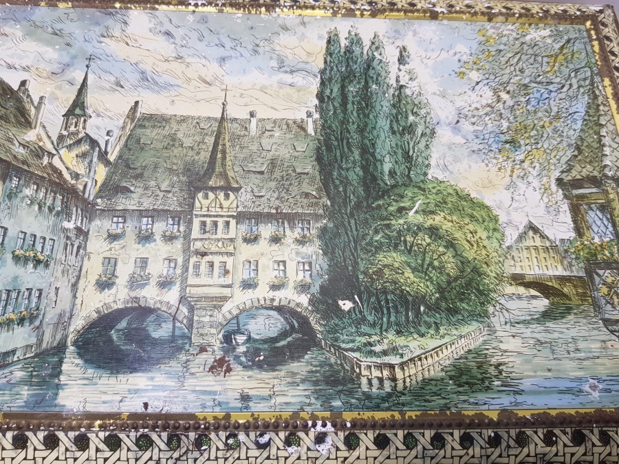 ANTİKA ALMAN BİSKÜVİ KUTUSU